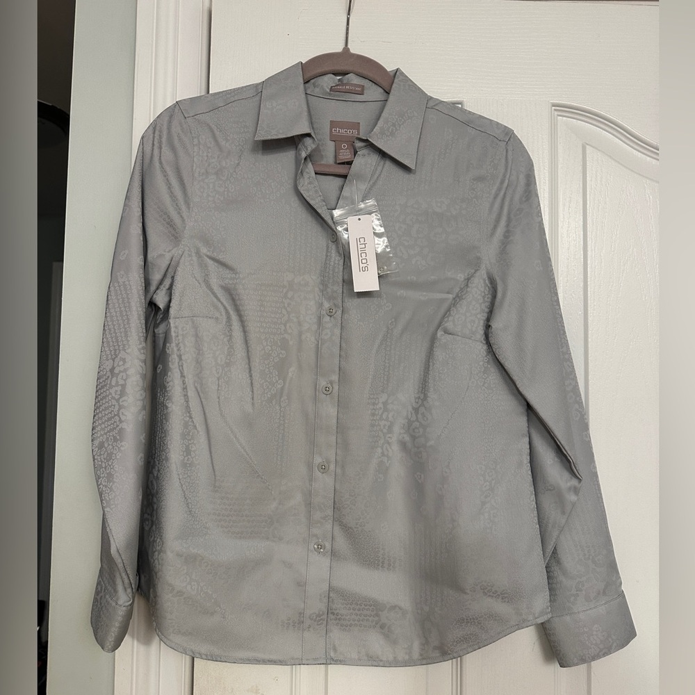NWT Chico's Women's Gray Button Down Shirt